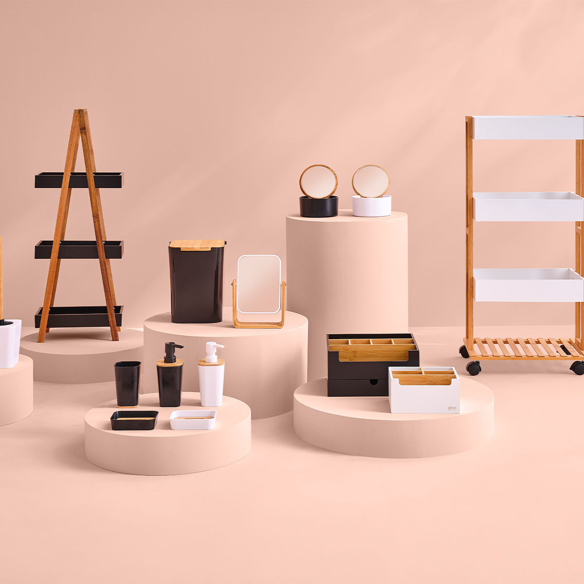 Poubelle à couvercle bambou 5l, noir Naturéo