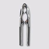 Casse noix en métal 