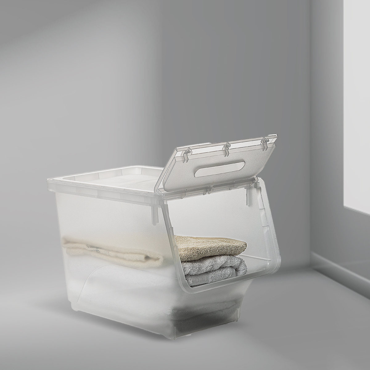 Boîte en plastique transparente à ouverture frontale 24l Open+