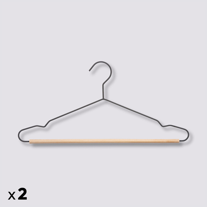 Lot de 2 cintres en métal/bois 