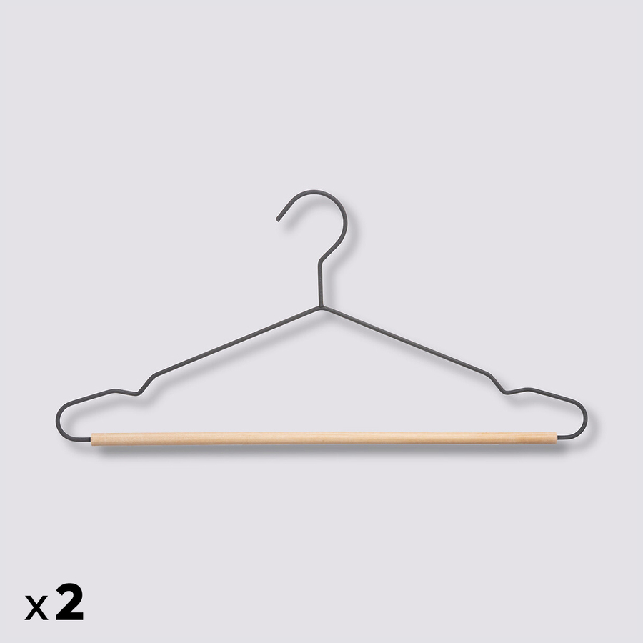 Lot de 2 cintres en métal/bois 