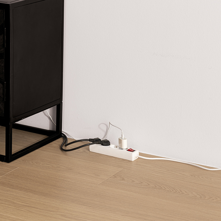 Boîte cache prises électriques 