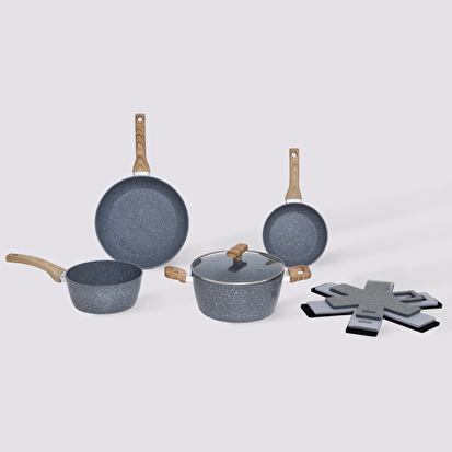 Batterie de cuisine en aluminium forgé, 4 pièces + 6 protections Nature