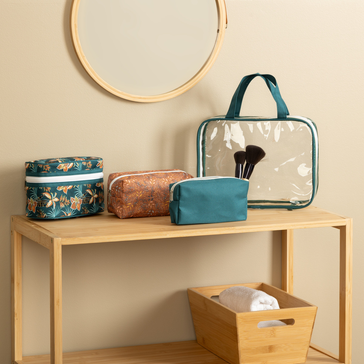 4 trousses de toilette, multicolore