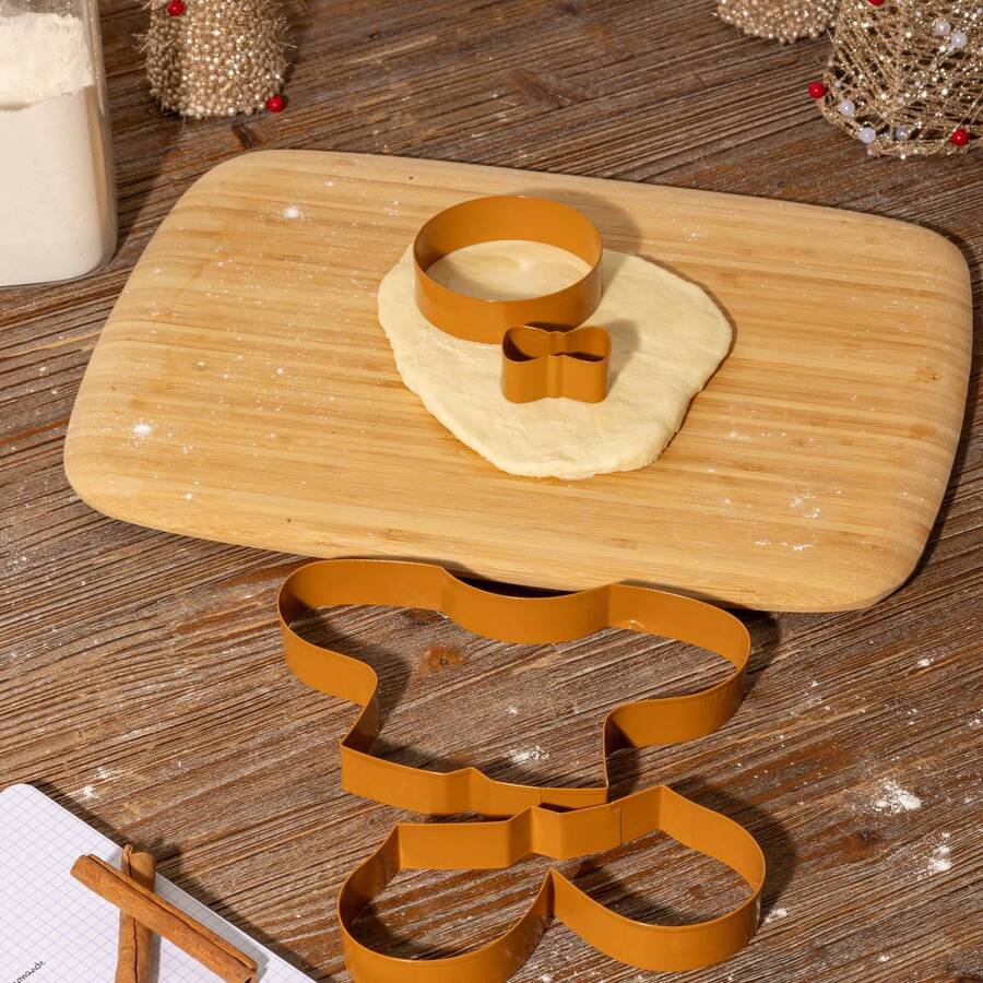 Emporte-pièces, l.30 cm, plusieurs coloris 