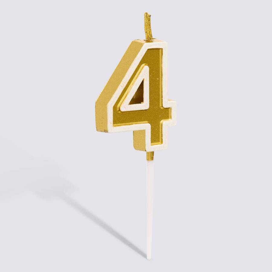 Bougie anniversaire, n°4