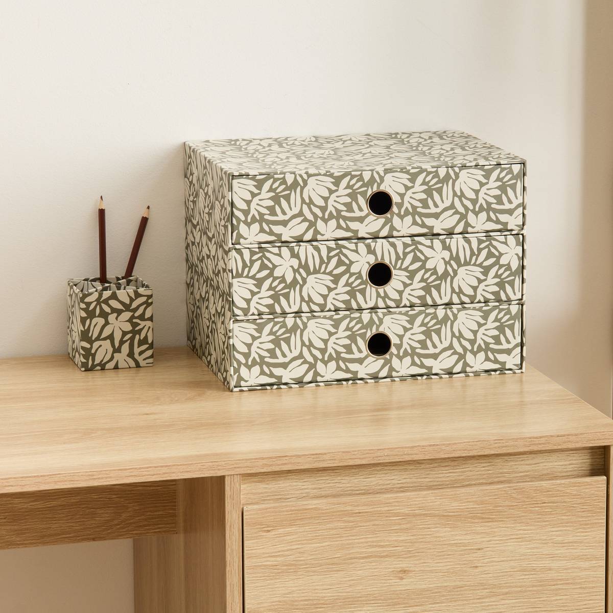 Tour, 3 tiroirs, 32x22x23 cm, laurier Florea