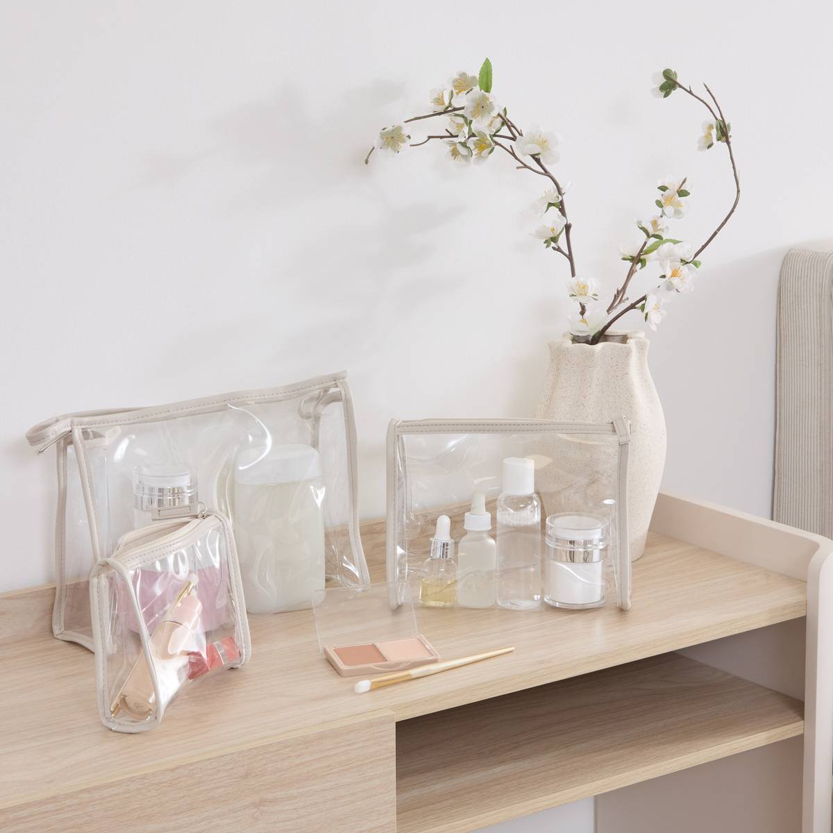 Set de 3 trousses de toilette, l.16,5 x h.12,5 cm 