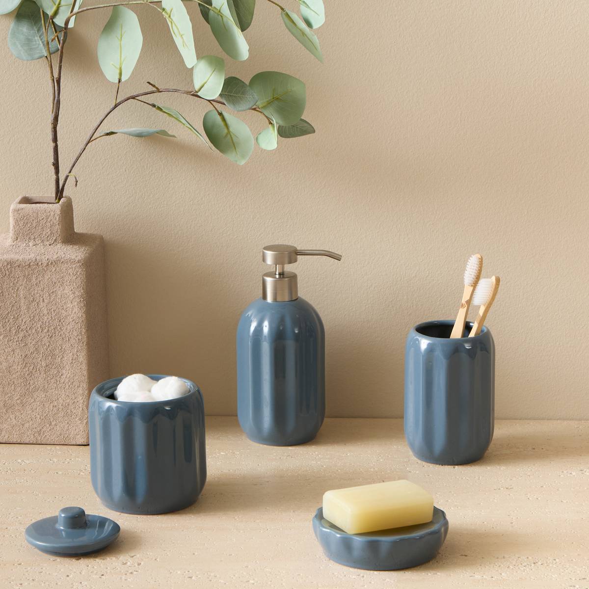 Pot a bad bleu suny color 