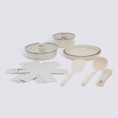 batterie-de-cuisine-12-pieces-beige