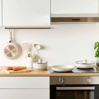 batterie-de-cuisine-12-pieces-beige