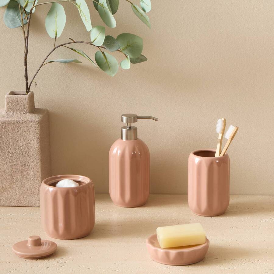 Pot a bad blush suny color 