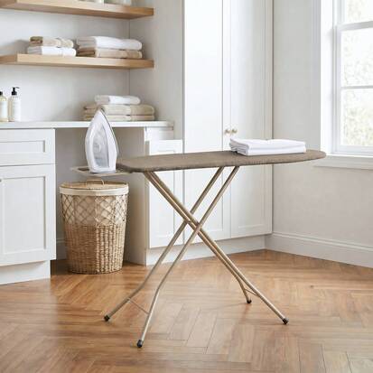 table-a-repasser-l-128-cm-beige